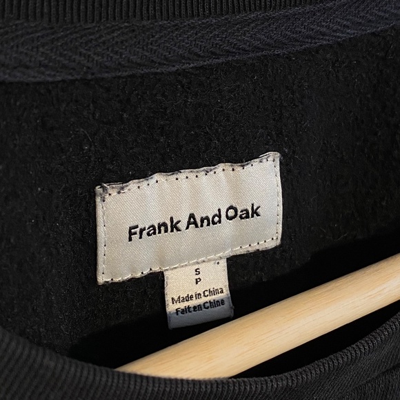 Frank & Oak black logo on black crewneck - Picture 3 of 5